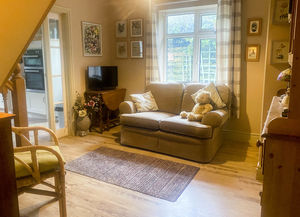 Photo 16- click for photo gallery